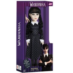 BONECA WANDINHA